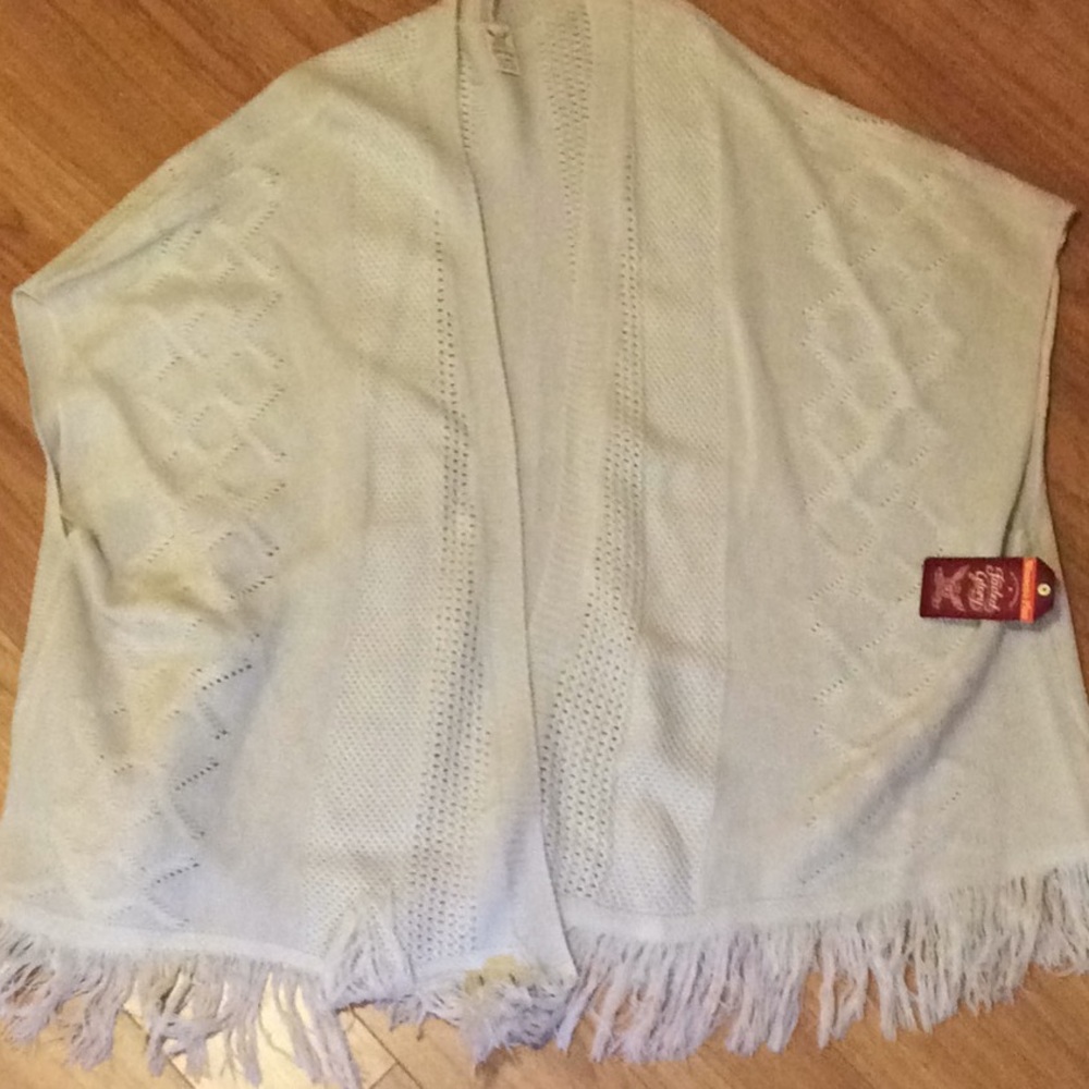 NWT Faded Glory Shaw